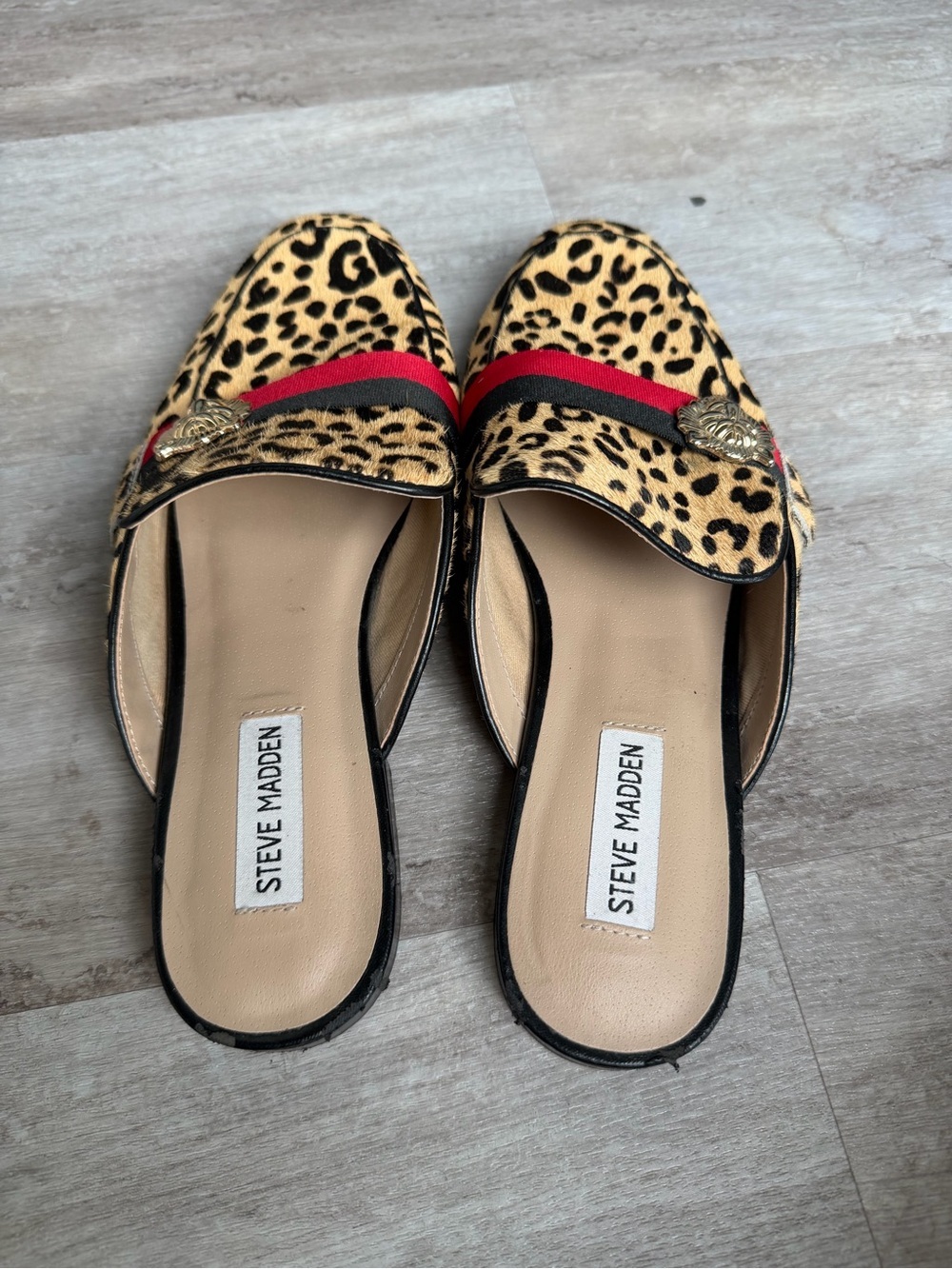 Steve Madden Leopard Print Mules with Red & Black Straps - Picture 2 of 5